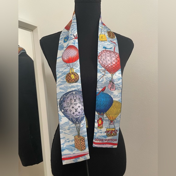 LV Up And Away Bandeau - Picture 1 of 9